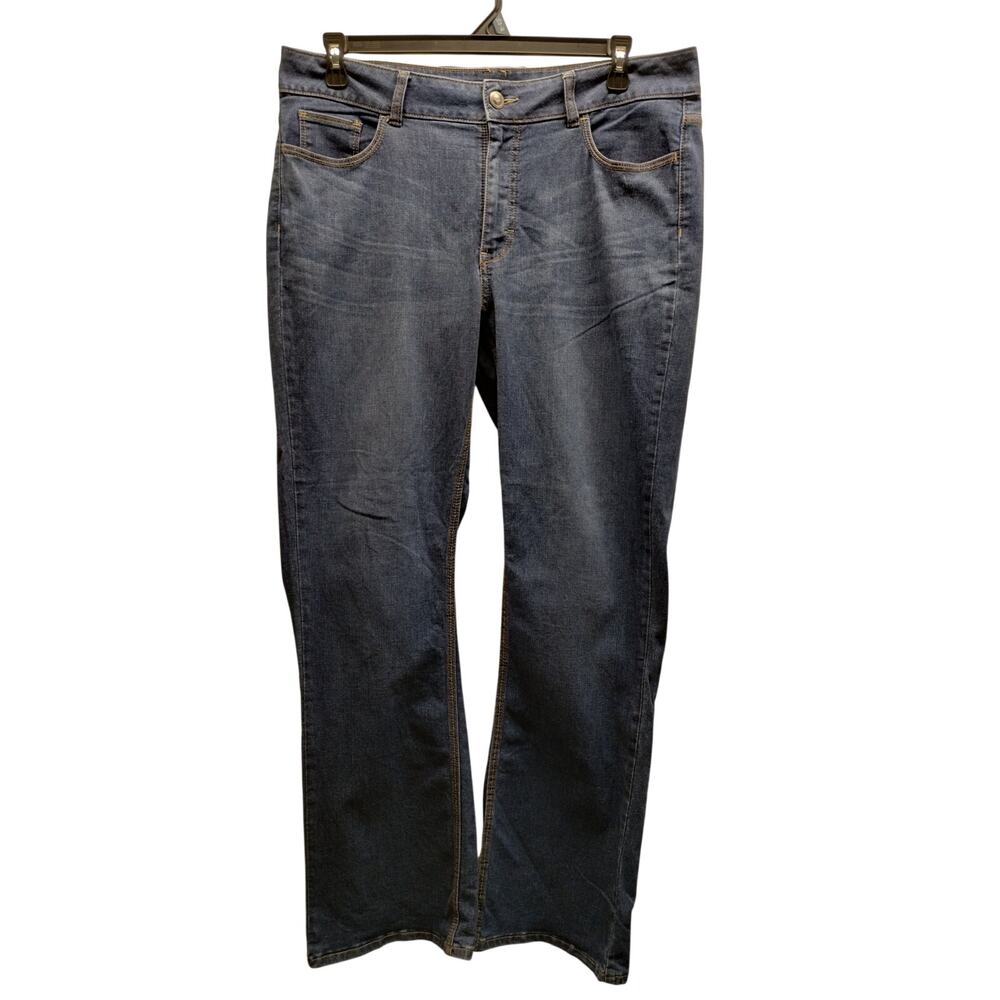 Riders by Lee Women's Size 16M Bootcut Medium Wash Denim Jeans Style 130T512